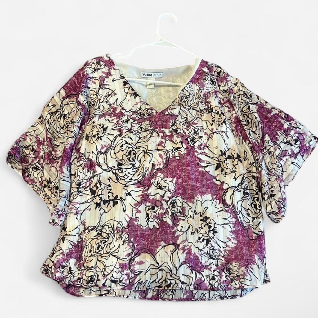 Nwt White House Black Market Floral Top